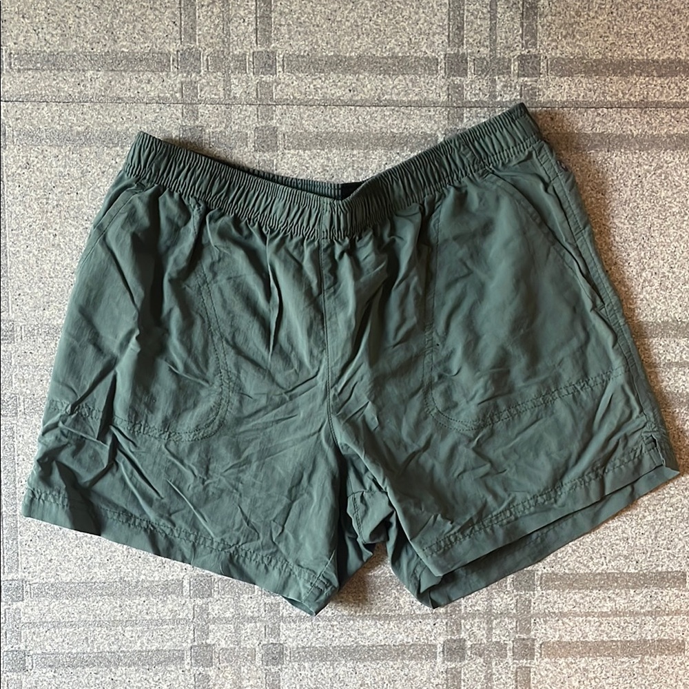 Columbia hiking shorts